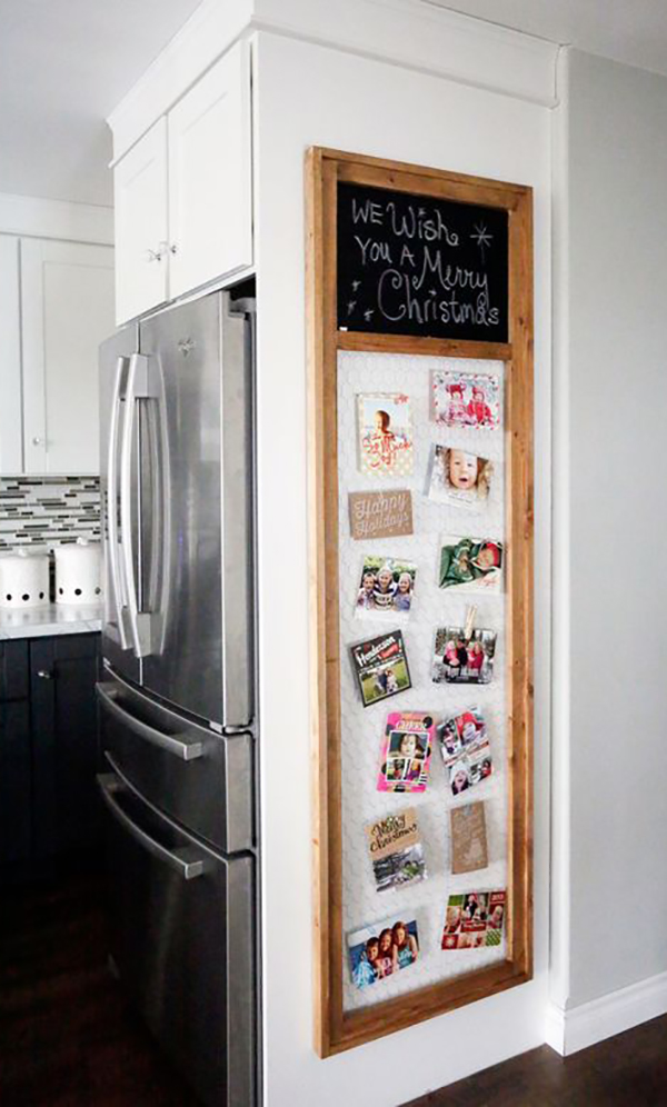 Tận dụng khung gương làm đồ trang trí