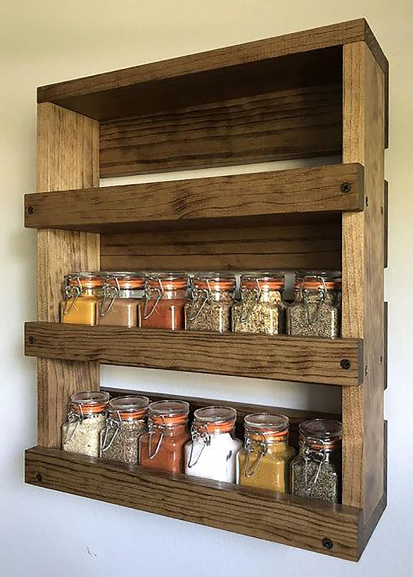 Kệ gai vị làm hoàn toàn từ gỗ pallet tái chế